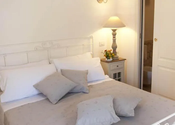 Donna Lucrezia Country house *